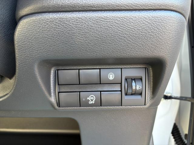 デイズ Ｘ　届出済未使用車　衝突軽減ブレーキ　禁煙車　フルオートエアコン　オートマチックハイビーム　パワーウィンドウ　運転席エアバック　バックカメラ　イモビライザー　アイドリングストップ　サイドエアバッグ　ＰＳ（20枚目）