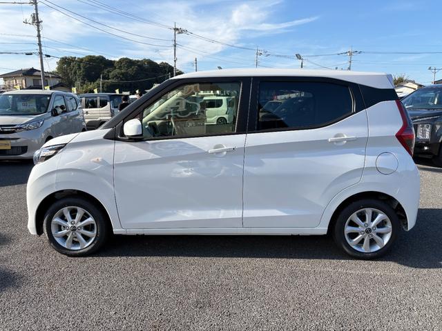 デイズ Ｘ　届出済未使用車　衝突軽減ブレーキ　禁煙車　バックカメラ　オートマチックハイビーム　フルオートエアコン　コーナーソナー　運転席エアバック　アイドリングストップ　キーレス　サイドエアバッグ　イモビライザー（8枚目）