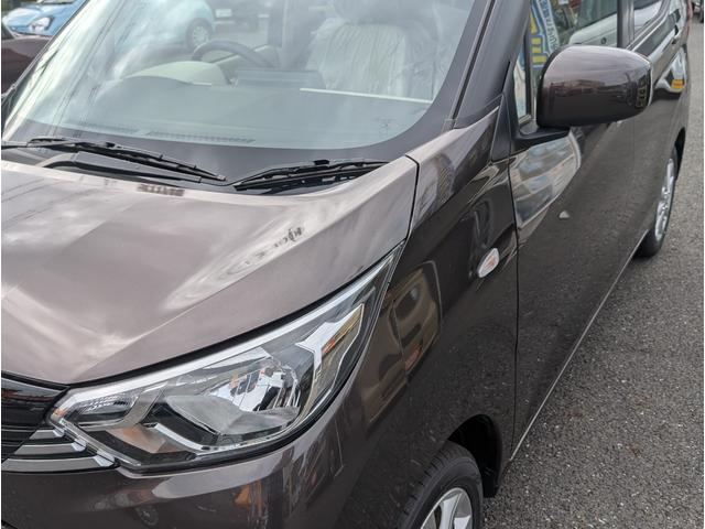 デイズ Ｘ　届出済未使用車　衝突軽減ブレーキ　禁煙車　バックカメラ　オートマチックハイビーム　アイドリングストップ　フルオートエアコン　パワーウィンドウ　運転席エアバック　サイドエアバッグ　コーナーソナー　ＷＡＢ（12枚目）