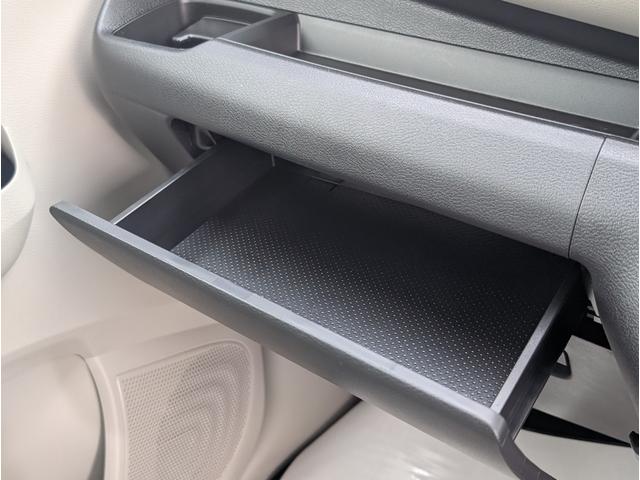 デイズ Ｘ　届出済未使用車　衝突軽減ブレーキ　禁煙車　バックカメラ　オートマチックハイビーム　アイドリングストップ　フルオートエアコン　パワーウィンドウ　運転席エアバック　サイドエアバッグ　コーナーソナー　ＷＡＢ（37枚目）