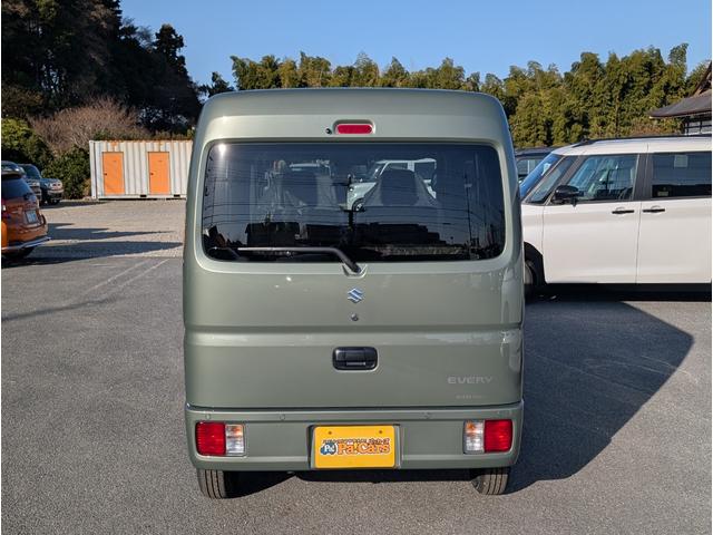 エブリイ PC 届出済未使用車 衝突軽減ブレーキ 禁煙車 キーレスエントリーシステム オートハイビーム 前席パワーウインドウ シートヒーター付 LEDヘッド セキュリティーアラーム パワーステアリング Aライト(13枚目)