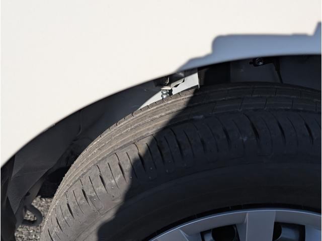 ミライース L SAIII 禁煙 Wエアバッグ 横滑防止 パワーウインドウ パワーハンドル オートエアコン 運転席エアバック ABS ベンチシート メンテナンスノート(19枚目)