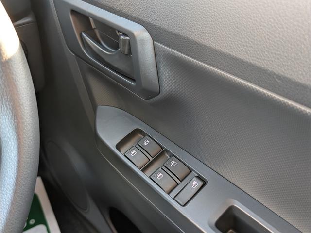 ミライース L SAIII 禁煙 Wエアバッグ 横滑防止 パワーウインドウ パワーハンドル オートエアコン 運転席エアバック ABS ベンチシート メンテナンスノート(30枚目)