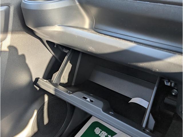 ミライース L SAIII 禁煙 Wエアバッグ 横滑防止 パワーウインドウ パワーハンドル オートエアコン 運転席エアバック ABS ベンチシート メンテナンスノート(35枚目)