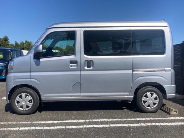 ハイゼットカーゴ クルーズ　ＥＳＣ　パワーウィンドウ　フルフラット　ＡＢＳ　禁煙　キーフリーシステム　エアコン　運転席エアバッグ　パワーステアリング　点検記録簿　ＷエアＢ（6枚目）