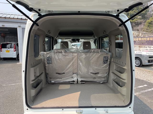 エブリイワゴン ＰＺターボスペシャル　ＬＥＤヘッドライト付き　オートマチックハイビーム　キーレススタートシステム　Ｂソナー　運転席シートヒーター　フルフラット　ＥＳＣ　フルオートエアコン　ベンチシート　プッシュスタートスマートキー　ＡＢＳ（12枚目）