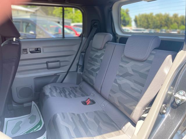 タフト Ｘ　ハイビームアシスト　デュアルエアバッグ　安全ボディ　ＡＡＣ　キーフリー　レーンキープ　横滑り防止機能　運転席エアバック　サイドエアバッグ　パワーウィンドウ　ＬＥＤヘッドライト　ガラスルーフ　パワステ（10枚目）