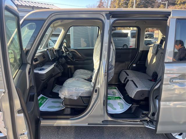 スペーシア ハイブリッドＸ　運転席エアバッグ　デュアルセンサーブレーキ　ＬＫＡＳ　サイドエアバッグ　運転席助手席エアバッグ　前席シートヒーター　ＬＥＤ　フルフラットシート　ＥＳＰ　スマートキー　リモコンキー　ベンチシート　ＡＢＳ（8枚目）