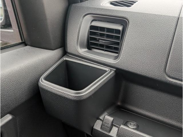 ハイゼットカーゴ スペシャル　パワーウィンド　フルフラットシート　横滑り防止機能　Ｗエアバッグ　マニュアルエアコン　ＰＳ　運転席エアバッグ　禁煙車　ＡＢＳ　メンテナンスノート（32枚目）