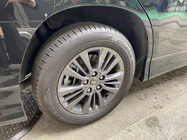 ヴォクシー Ｓ－Ｇ　コネクティッドナビ対応ディスプレイオーディオ　ＥＴＣ　前方ドラレコ　後席エアコン　クルーズコントロール　電動パーキングブレーキ　オートホールド　ＬＥＤヘッドライト　オートライト　片側パワースライドドア（16枚目）