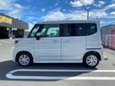 スペーシアカスタム ハイブリッドＧＳ　届出済未使用車　横滑り防止装置　禁煙車　パワステ　ＡＢＳ　前席シートヒーター　オートエアコン　盗難防止装置　レーンキープアシスト　電動格納ミラー　アイドリングストップ　オートライト　ベンチシート（8枚目）