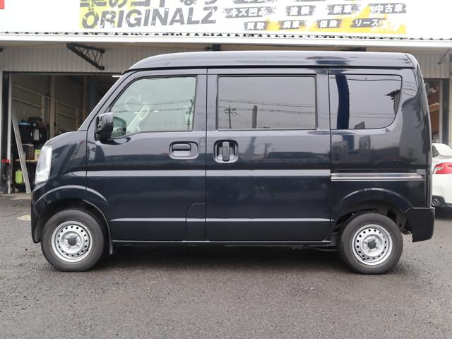 エブリイ ＰＣリミテッド　パートタイム４ＷＤ（後輪駆動ベース）！インパネ５速ＭＴ車！純正オーディオ！ＣＤ！キーレス！スペアキー有！純正フロアマット！ワンオーナー！（8枚目）