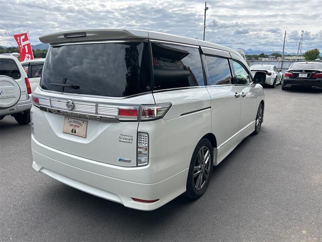 エルグランド ２５０ハイウェイスターアーバンクロム　社外ナビ／後席モニター／Ｂｌｕｅｔｏｏｔｈ／フルセグＴＶ／バックカメラ／ビルトインＥＴＣ／両側電動スライドドア／ＨＩＤライト／フォグライト／純正アルミホイール（8枚目）