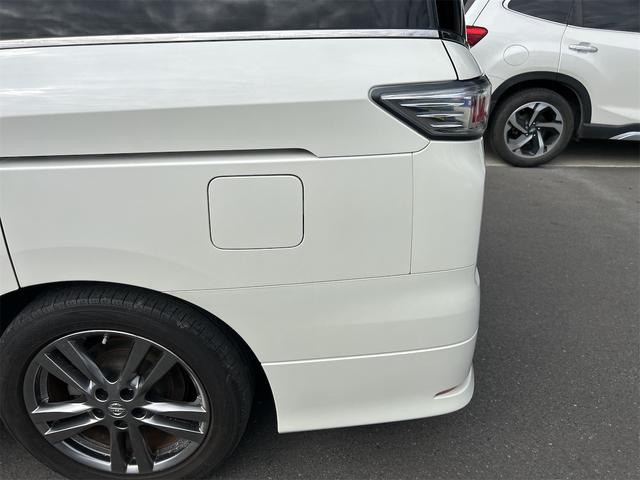 エルグランド ２５０ハイウェイスターアーバンクロム　社外ナビ／後席モニター／Ｂｌｕｅｔｏｏｔｈ／フルセグＴＶ／バックカメラ／ビルトインＥＴＣ／両側電動スライドドア／ＨＩＤライト／フォグライト／純正アルミホイール（46枚目）