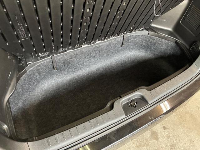 セレナ ハイウェイスター Vセレ+セーフティII SHV 禁煙車 純正8インチナビ フリップダウンモニター 両側電動スライドドア 全周囲カメラ 衝突軽減ブレーキ&レーンアシスト コーナーセンサー LEDヘッドライト フルセグTV ETC インテリキー(61枚目)