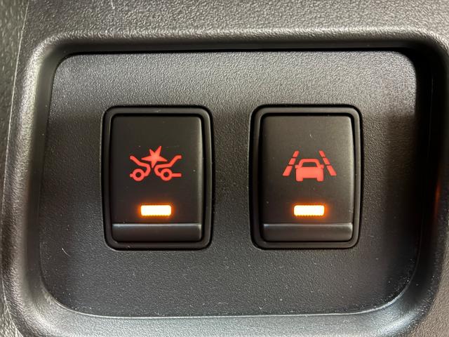 セレナ ハイウェイスター Vセレ+セーフティII SHV 禁煙車 純正8インチナビ フリップダウンモニター 両側電動スライドドア 全周囲カメラ 衝突軽減ブレーキ&レーンアシスト コーナーセンサー LEDヘッドライト フルセグTV ETC インテリキー(72枚目)