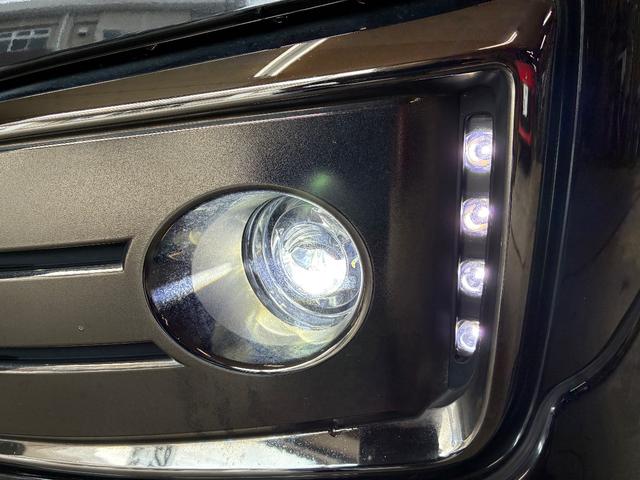 セレナ ライダー ブラックライン S-ハイブリッド 禁煙車 純正8インチナビ&フリップダウンモニター 両側パワースライドドア アラウンドビューモニター(全周囲カメラ)エマージェンシーブレーキ LEDヘッドライト ライダー専用エアロパーツ(オーテック)(29枚目)