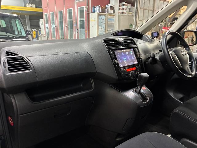 セレナ ライダー ブラックライン S-ハイブリッド 禁煙車 純正8インチナビ&フリップダウンモニター 両側パワースライドドア アラウンドビューモニター(全周囲カメラ)エマージェンシーブレーキ LEDヘッドライト ライダー専用エアロパーツ(オーテック)(58枚目)