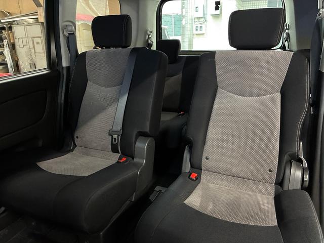 セレナ ライダー ブラックライン S-ハイブリッド 禁煙車 純正8インチナビ&フリップダウンモニター 両側パワースライドドア アラウンドビューモニター(全周囲カメラ)エマージェンシーブレーキ LEDヘッドライト ライダー専用エアロパーツ(オーテック)(61枚目)