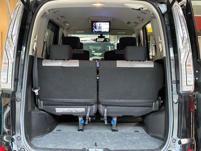 セレナ ライダー ブラックライン S-ハイブリッド 禁煙車 純正8インチナビ&フリップダウンモニター 両側パワースライドドア アラウンドビューモニター(全周囲カメラ)エマージェンシーブレーキ LEDヘッドライト ライダー専用エアロパーツ(オーテック)(64枚目)