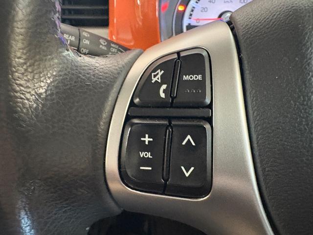 ハスラー Ｘ　４ＷＤ　禁煙車　ＭＲ４１Ｓモデル　エネチャージ付き　衝突軽減ブレーキ　スマホ連携ナビ　バックカメラ　Ｂｌｕｅｔｏｏｔｈ接続　シートヒーター　スマートキー２つ　黄色フォグ　オレンジ／白ツートン（46枚目）