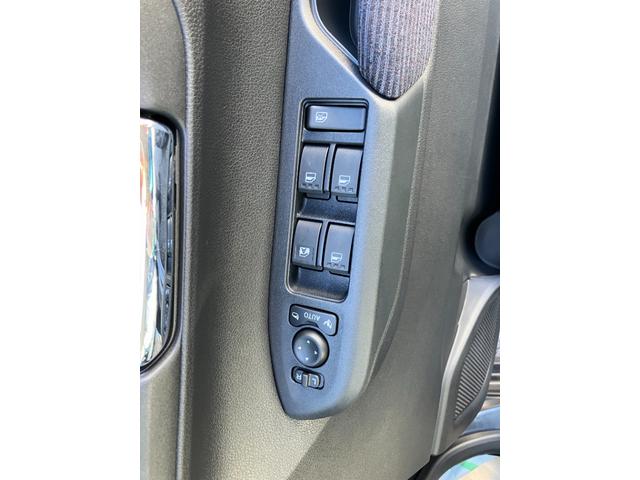 ムーヴ Ｇ　届出済未使用車　バックカメラ　両側スライド・片側電動　クリアランスソナー　衝突被害軽減システム　オートライト　ＬＥＤヘッドランプ　スマートキー　アイドリングストップ　電動格納ミラー　ベンチシート（28枚目）