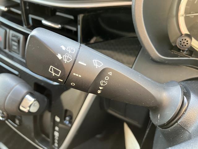 ムーヴ カスタム　Ｘリミテッド　ＳＡＩＩＩ　ディスプレイオーディオ　全方位カメラ／パノラマモニター　ＥＴＣ　ドライブレコーダー　シートヒーター　プッシュスタート　スマートキー　ＬＥＤヘッドライト　オートライト（18枚目）