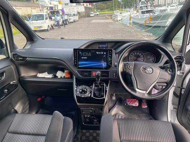 ヴォクシー ＺＳ　煌ＩＩ（15枚目）