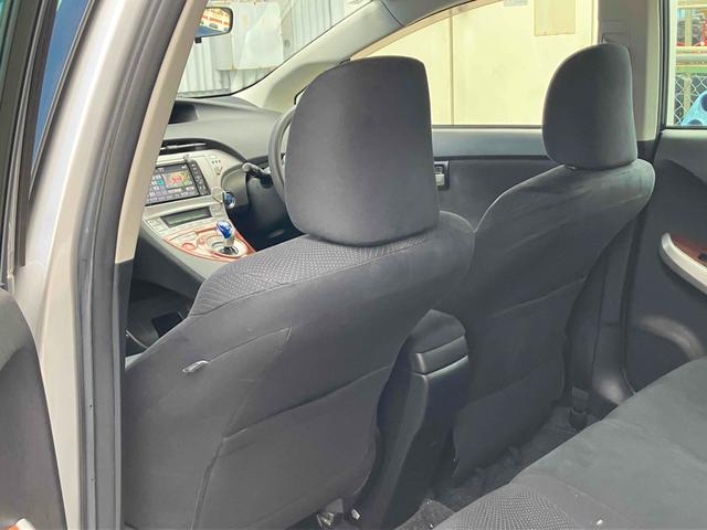 プリウス S ETC バックカメラ ナビ TV アルミホイール オートライト HID CVT スマートキー 電動格納ミラー 盗難防止システム CD DVD再生 ミュージックプレイヤー接続可 衝突安全ボディ ABS(27枚目)