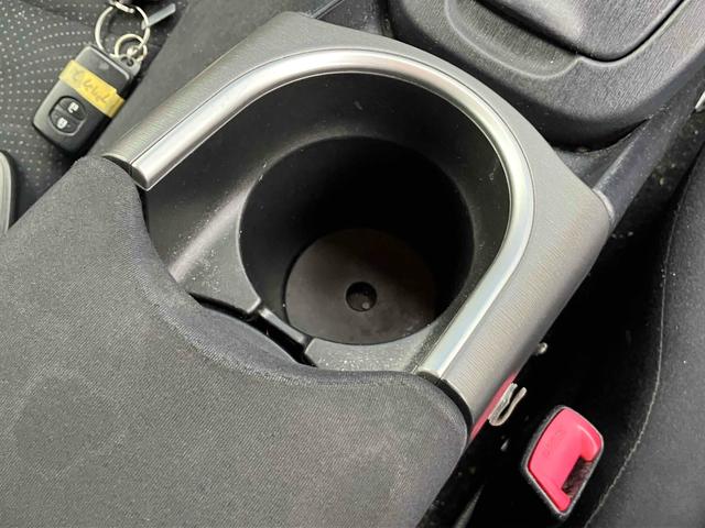 プリウス S ETC バックカメラ ナビ TV アルミホイール オートライト HID CVT スマートキー 電動格納ミラー 盗難防止システム CD DVD再生 ミュージックプレイヤー接続可 衝突安全ボディ ABS(40枚目)