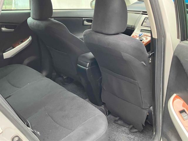 プリウス S ETC バックカメラ ナビ TV アルミホイール オートライト HID CVT スマートキー 電動格納ミラー 盗難防止システム CD DVD再生 ミュージックプレイヤー接続可 衝突安全ボディ ABS(41枚目)