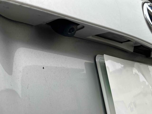 プリウス S ETC バックカメラ ナビ TV アルミホイール オートライト HID CVT スマートキー 電動格納ミラー 盗難防止システム CD DVD再生 ミュージックプレイヤー接続可 衝突安全ボディ ABS(62枚目)