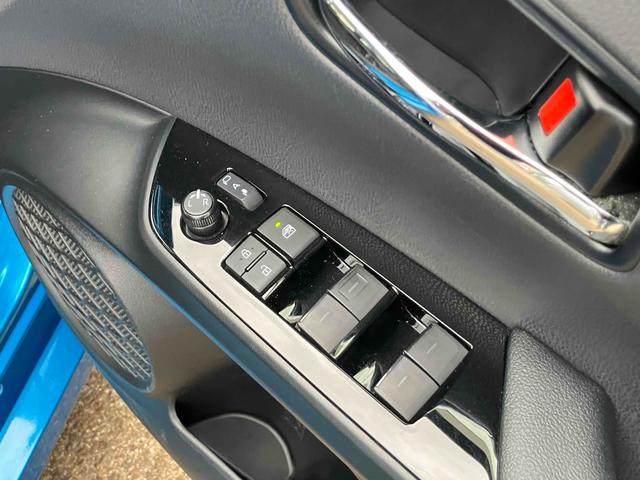 プリウス Sツーリングセレクション ETC レーンアシスト オートクルーズコントロール 衝突被害軽減システム バックカメラ ナビ TV アルミホイール オートマチックハイビーム オートライト LEDヘッドランプ CVT シートヒーター(11枚目)