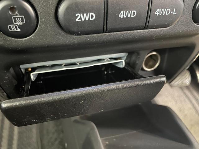 ジムニー ランドベンチャー　４ＷＤ　オーディオプレイヤー　ＣＤ再生　ＡＵＸ対応　１６インチ純正ＡＷ　ＥＴＣ　フロントフォグランプ　シートヒーター　ミラーヒーター　電格ミラー　ワイドバイザー　パワーウインドー　エアバック付き（25枚目）