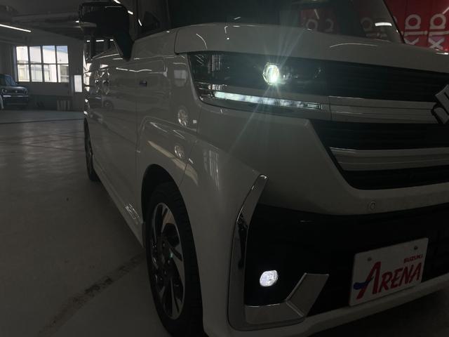 スペーシアカスタム ハイブリッドＸＳターボ　４ＷＤ　スズキセーフティ　スズキコネクト　全方位カメラ　９型純正フルセグナビ　ＡｐｐｌｅＣａｒＰｌａｙ　両側パワースライドドア　アダプティブクルーズコントロール　ヘッドアップディスプレイ（11枚目）