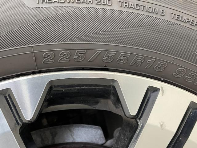 デリカD:5 P 4WD 8人乗り メモリーナビ フルセグTV 18インチ純正AW Bluetooth接続 全方位カメラ LEDヘッドライト ETC 両側スライドドア シートヒーター パワーシート プッシュスタート(11枚目)