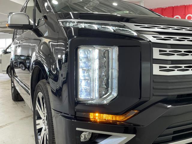 デリカD:5 P 4WD 8人乗り メモリーナビ フルセグTV 18インチ純正AW Bluetooth接続 全方位カメラ LEDヘッドライト ETC 両側スライドドア シートヒーター パワーシート プッシュスタート(13枚目)