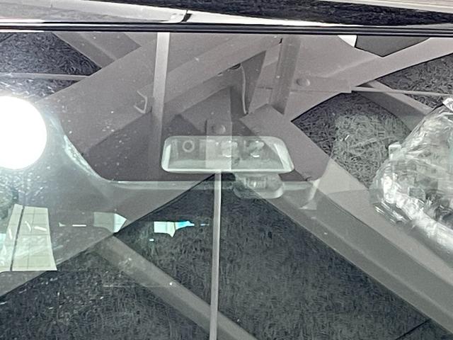 デリカD:5 P 4WD 8人乗り メモリーナビ フルセグTV 18インチ純正AW Bluetooth接続 全方位カメラ LEDヘッドライト ETC 両側スライドドア シートヒーター パワーシート プッシュスタート(14枚目)