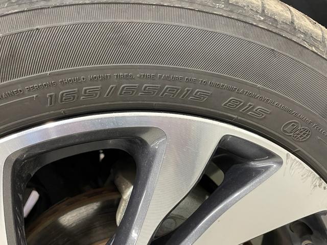 ソリオバンディット ハイブリッドＭＶ　４ＷＤ　スズキセーフティーサポート　純正ナビ　フルセグＴＶ　ＣＤ　ＤＶＤ再生　Ｂｌｕｅｔｏｏｔｈ接続　ＥＴＣ　ドラレコ　両側電動スライドドア　１５インチＡＷ　クルーズコントロール　プッシュスタート（11枚目）