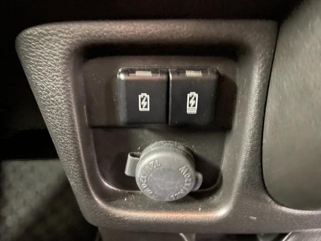 ソリオバンディット ハイブリッドＭＶ　４ＷＤ　スズキセーフティーサポート　純正ナビ　フルセグＴＶ　ＣＤ　ＤＶＤ再生　Ｂｌｕｅｔｏｏｔｈ接続　ＥＴＣ　ドラレコ　両側電動スライドドア　１５インチＡＷ　クルーズコントロール　プッシュスタート（30枚目）