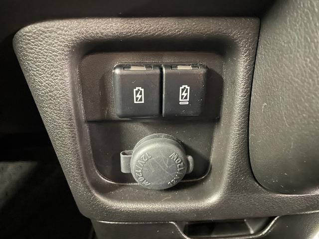 ソリオバンディット ハイブリッドＭＶ　４ＷＤ　スズキセーフティーサポート　純正ナビ　フルセグ　ＴＶ　ＥＴＣ　ドラレコ　ＣＤ　ＤＶＤ再生　Ｂｌｕｅｔｏｏｔｈ接続　両側電動スライドドア　１５インチ純正ＡＷ　クルーズコントロール（32枚目）