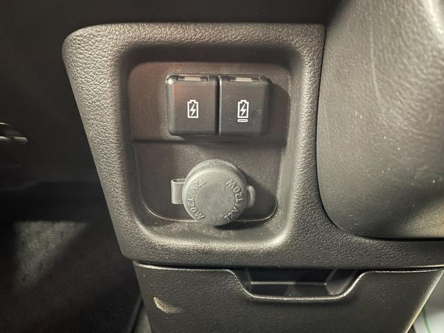 ソリオバンディット ハイブリッドＭＶ　４ＷＤ　スズキセーフティーサポート　純正ナビ　フルセグ　ＴＶ　ＥＴＣ　ドラレコ　ＣＤ　ＤＶＤ再生　Ｂｌｕｅｔｏｏｔｈ接続　両側電動スライドドア　１５インチ純正ＡＷ　クルーズコントロール（31枚目）