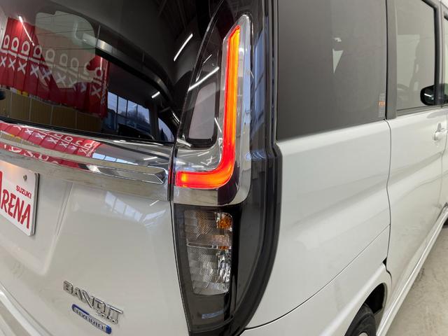 ソリオバンディット ハイブリッドＭＶ　４ＷＤ　スズキセーフティーサポート　純正ナビ　フルセグ　ＴＶ　ＥＴＣ　ドラレコ　ＣＤ　ＤＶＤ再生　Ｂｌｕｅｔｏｏｔｈ接続　両側電動スライドドア　１５インチ純正ＡＷ　クルーズコントロール（9枚目）