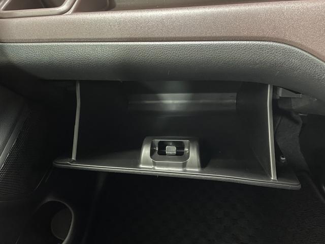 ソリオバンディット ハイブリッドＭＶ　４ＷＤ　スズキセーフティーサポート　純正ナビ　フルセグ　ＴＶ　ＥＴＣ　ドラレコ　ＣＤ　ＤＶＤ再生　Ｂｌｕｅｔｏｏｔｈ接続　両側電動スライドドア　１５インチ純正ＡＷ　クルーズコントロール（36枚目）