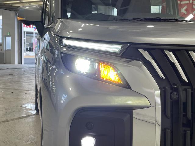 ソリオバンディット ハイブリッドＭＶ　４ＷＤ　スズキセーフティーサポート　純正ナビ　フルセグ　ＴＶ　ＥＴＣ　ドラレコ　ＣＤ　ＤＶＤ再生　Ｂｌｕｅｔｏｏｔｈ接続　両側電動スライドドア　１５インチ純正ＡＷ　クルーズコントロール（11枚目）