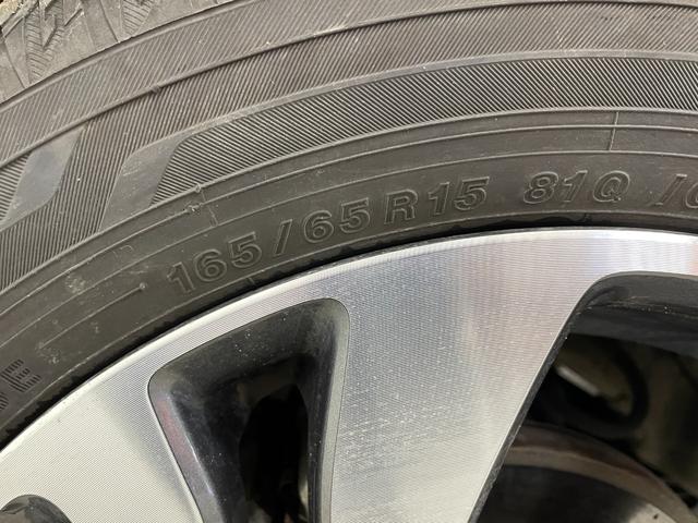 ソリオバンディット ハイブリッドＭＶ　４ＷＤ　スズキセーフティーサポート　純正ナビ　フルセグＴＶ　ＣＤ　ＤＶＤ再生　Ｂｌｕｅｔｏｏｔｈ接続　ＥＴＣ　ドラレコ　両側電動スライドドア　１５インチＡＷ　クルーズコントロール　プッシュスタート（11枚目）