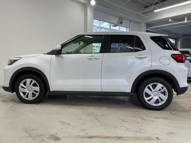 ライズ Ｘ　４ＷＤ　ナビ付　ＤＶＤ再生　バックカメラ　ＥＴＣ　ドラレコ　純正１６インチホイール　シートヒーター　プッシュスタート　ＵＳＢソケット　５人乗り　ＬＥＤヘッドライト（8枚目）