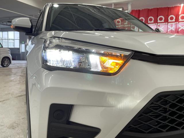 ライズ Ｘ　４ＷＤ　ナビ付　ＤＶＤ再生　バックカメラ　ＥＴＣ　ドラレコ　純正１６インチホイール　シートヒーター　プッシュスタート　ＵＳＢソケット　５人乗り　ＬＥＤヘッドライト（13枚目）