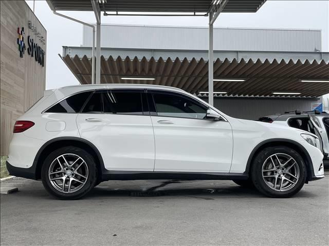 GLC 250 4MATIC スポーツ 純正ナビゲーション 全方位カメラ 衝突軽減システム パワーシート 4WD ハーフレザー シートヒーター ヘッドアップディスプレイ パワーバックドア LEDヘッド 純正アルミ(14枚目)