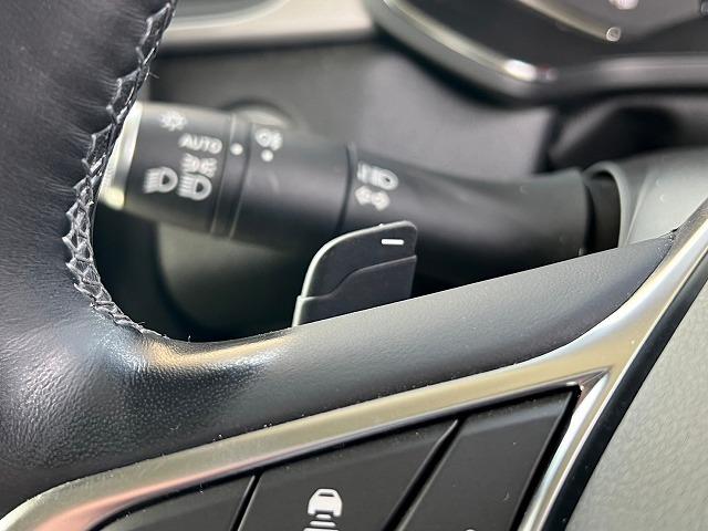 インテンス　テックパック　全方位カメラ　レーダークルーズコントロール　シートヒーター　ステアリングヒーター　ブラインドスポットモニター　ステアリングスイッチ　アップルカープレイ　プッシュスタート　ＬＥＤヘッドライトＥＴＣ車載器(46枚目)
